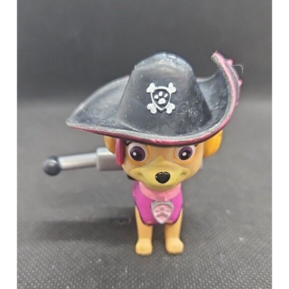 Zuma Paw Patrol Pirate Pup Dog Action Figure - Picture 1 of 7